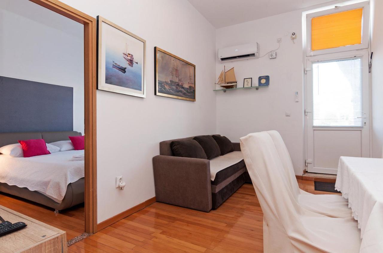 Apartman Pegla Zara Esterno foto